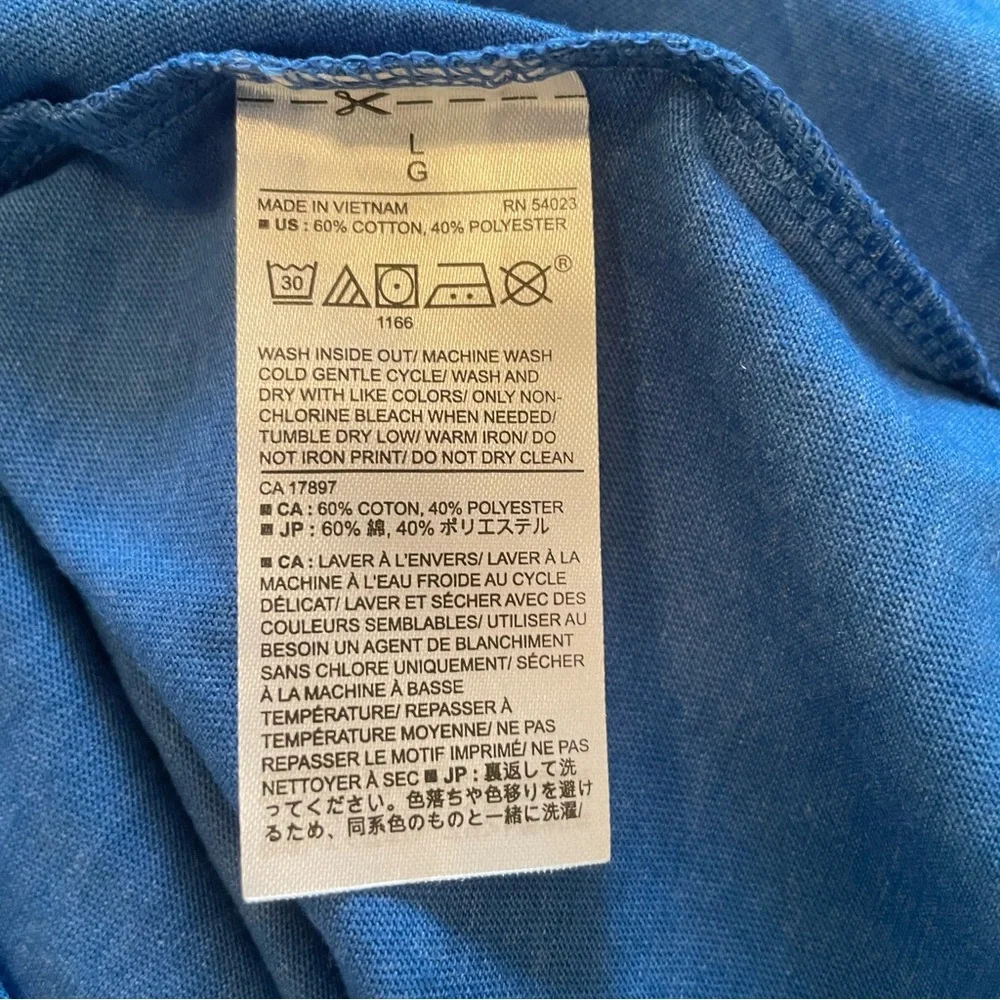Banana Republic eco premium wash v-neck tee
